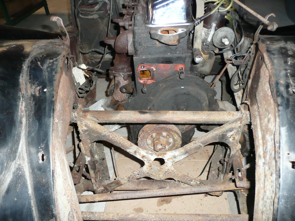 restauration morgan plus 4 annee 1964 056.jpg