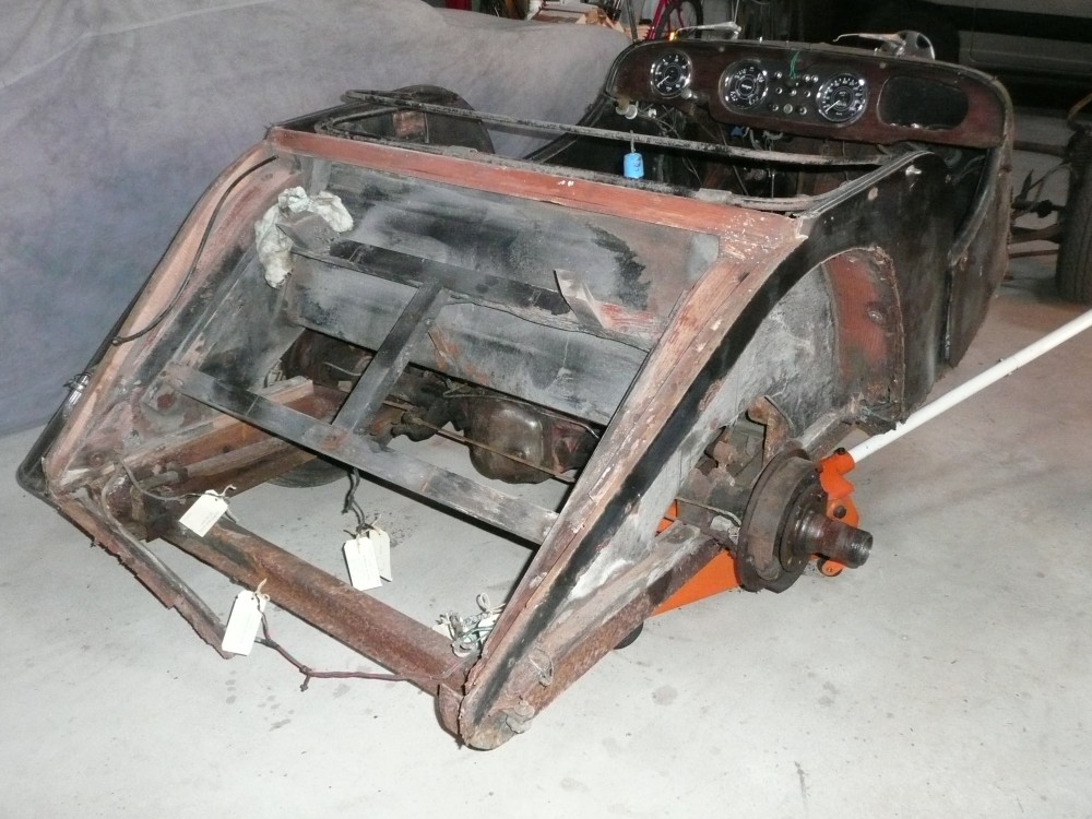 restauration morgan plus 4 annee 1964 076.jpg