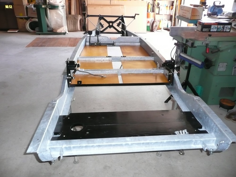 restauration morgan plus 4 annee 1964 163.jpg