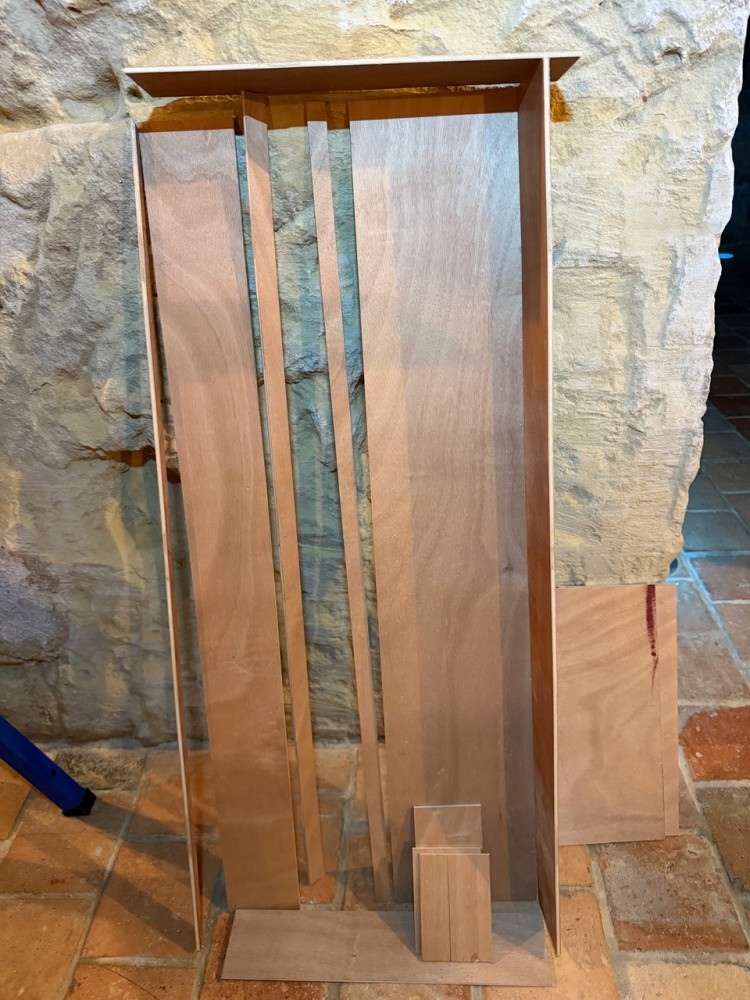 Découpe des pièces pour second coffre 2.jpeg